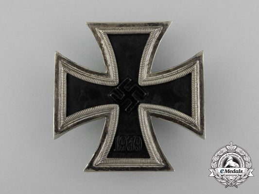 an_iron_cross1939_first_class_by_paul_meybauer_of_berlin_aa_5822