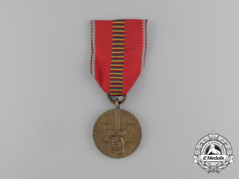 a1941_romanian_eastern_front“_crusade_against_communism”_medal_aa_5835