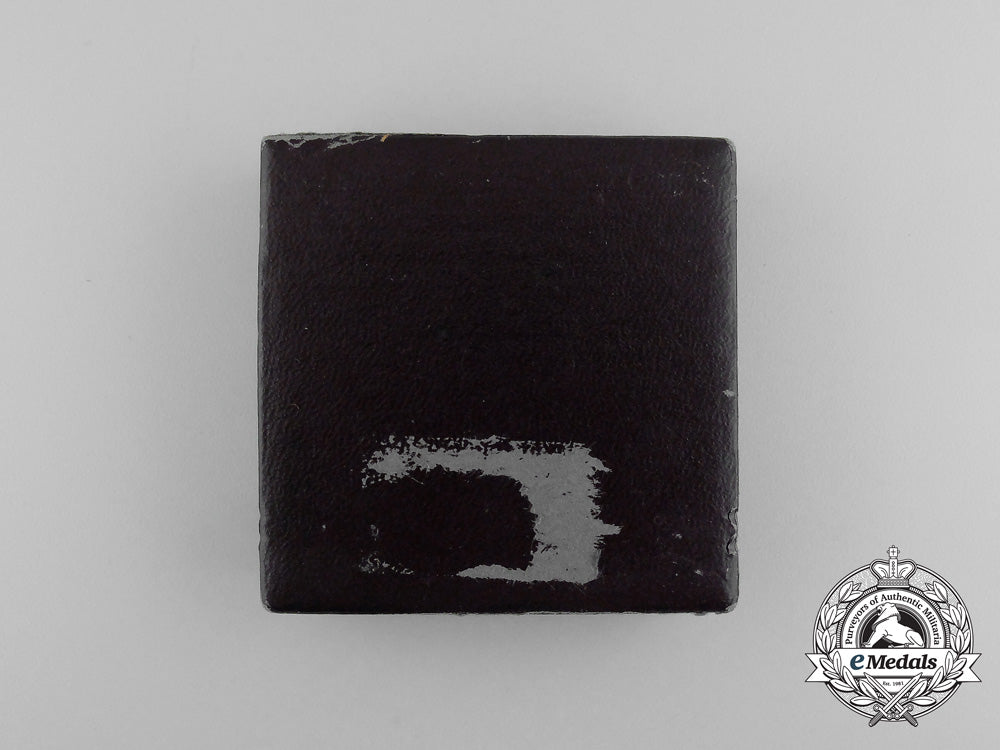a_case_of_issue_for_a_second_war_german_silver_grade_wound_badge_aa_5901