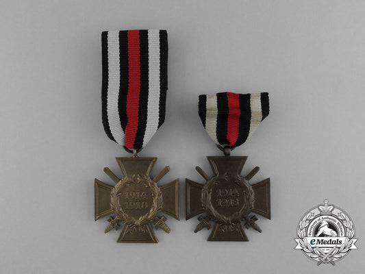 a_grouping_of_two_honour_crosses_of_the_world_war1914/18_aa_5909
