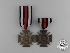 A Grouping Of Two Honour Crosses Of The World War 1914/18
