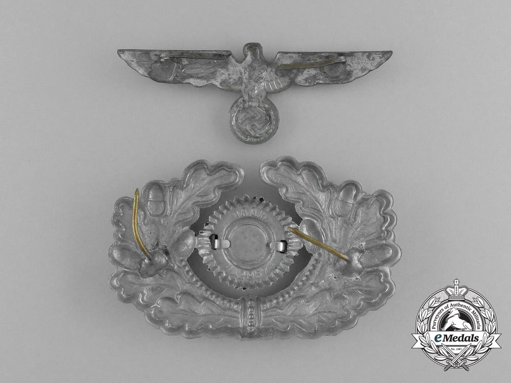 a_wehrmacht_heer(_army)_officer’s_visor_cap_insignia_aa_5912