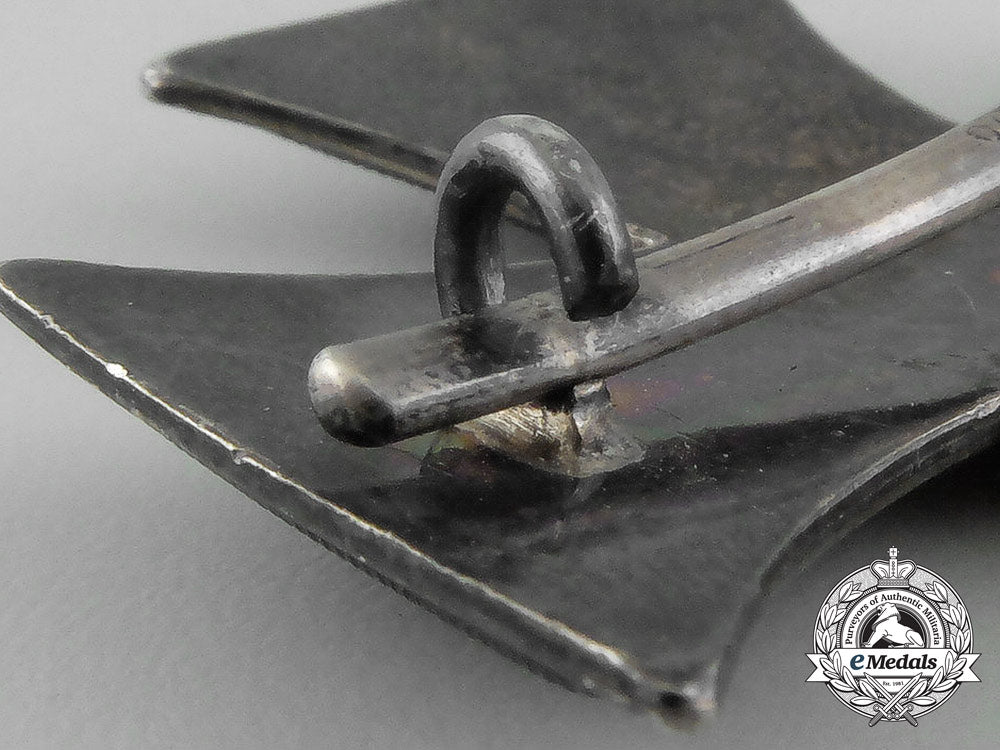 an_iron_cross1914_first_class;800_silver_marked_aa_5916