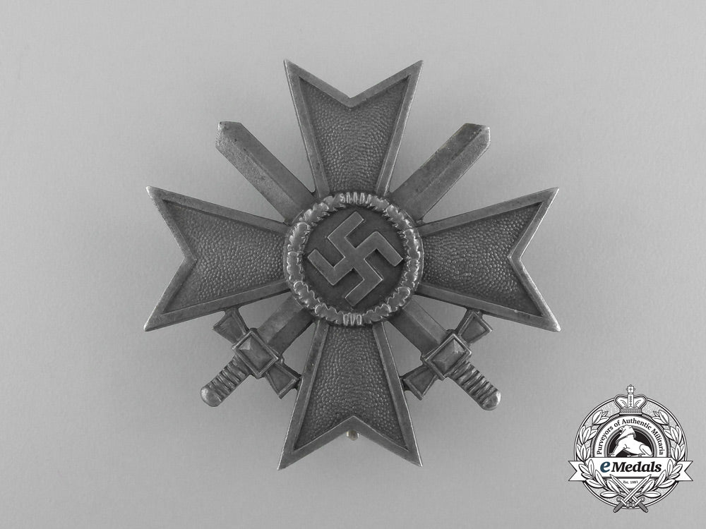 two_war_merit_crosses_with_swords_by_klein&_quenzer_and_otto_schinkle_aa_5967