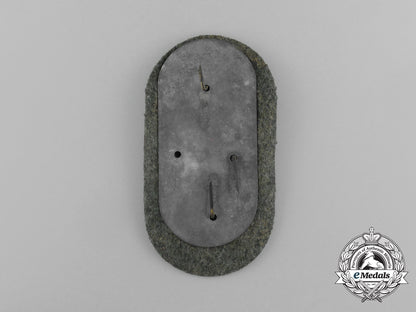 a_unique1943_demjansk_shield_prototype_from_the_estate_of_professor_klein_aa_6067