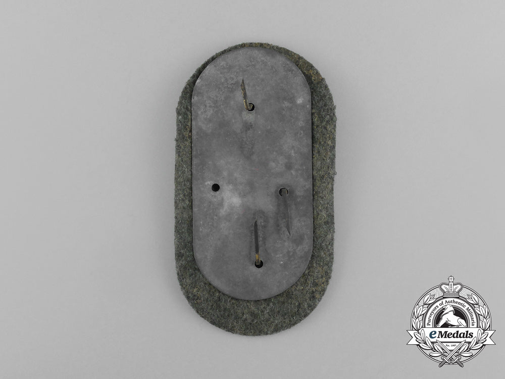 a_unique1943_demjansk_shield_prototype_from_the_estate_of_professor_klein_aa_6067