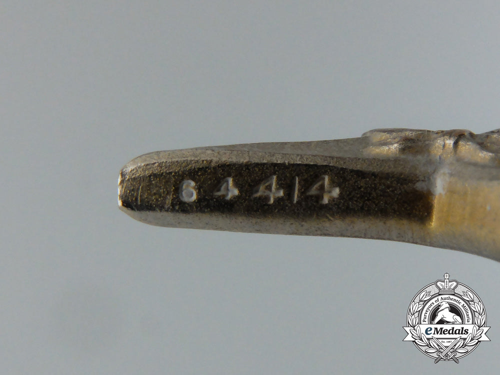 an_american_silver_star;_numbered64414_aa_6237