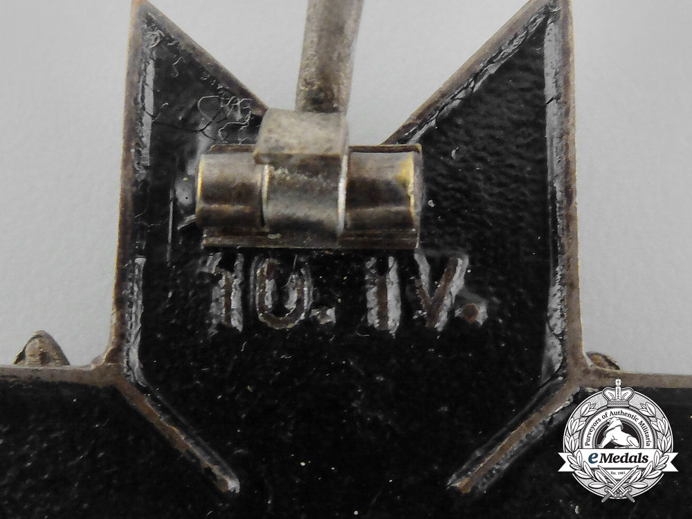 croatia,_independent_state._an_order_of_iron_trefoil1941-45,_ii_class_with_oakleaves_aa_6439_1_1