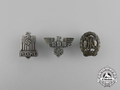 a_grouping_of_three_second_war_german_badges_aa_6520