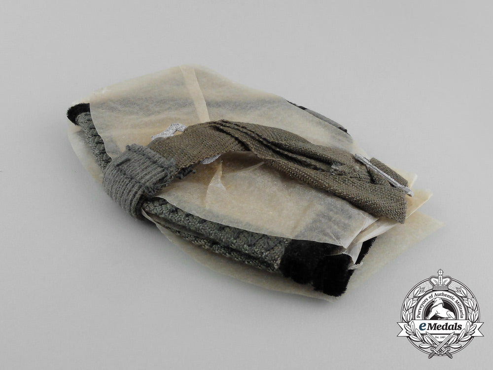 a_mint_and_unissued_cased_pair_of_rlb_flak_crew_member’s_splinter_protection_glasses_aa_6555