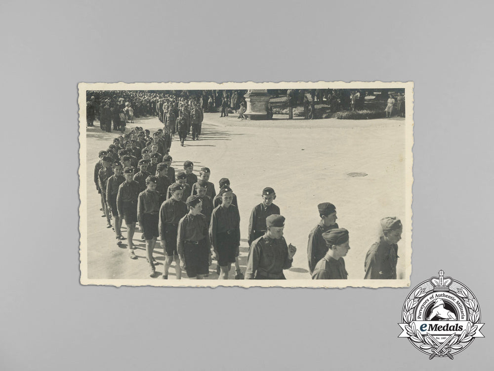 a_set_of_second_war_croatian_photos_of_the_funeral_of_ustaša_officer_vilim_ainzić_aa_6700_1