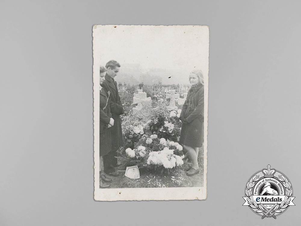 a_set_of_second_war_croatian_photos_of_the_funeral_of_ustaša_officer_vilim_ainzić_aa_6710_1