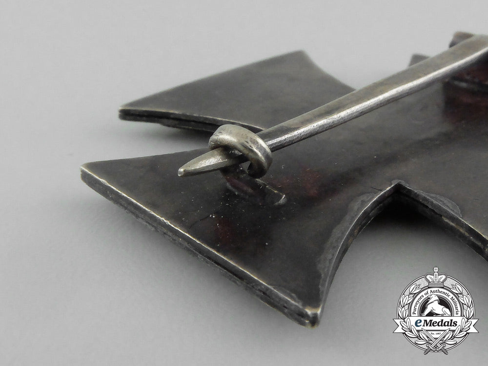 an_iron_cross1939_first_class_by_fritz_zimmermann_in_its_original_case_aa_7256