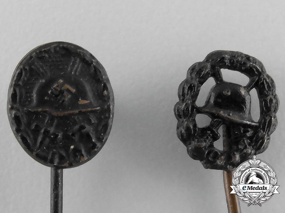 two_miniature_black_grade_wound_badges_aa_7520