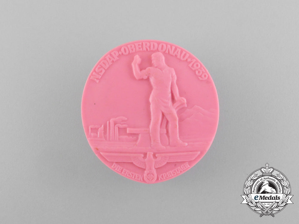 a1939“_the_first_nsdap_district_council_days_of_the_upper_danube”_badge_aa_7611