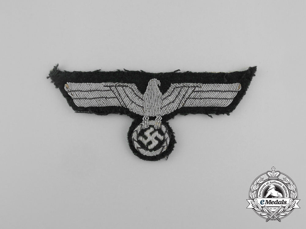 a_wehrmacht_heer(_army)_officer’s_breast_eagle;_uniform_removed_aa_7914