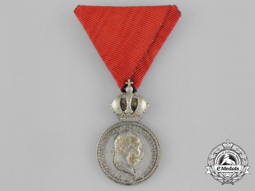 an_austrian_military_merit_medal"_signvm_lavdis",_silver_grade_aa_8170