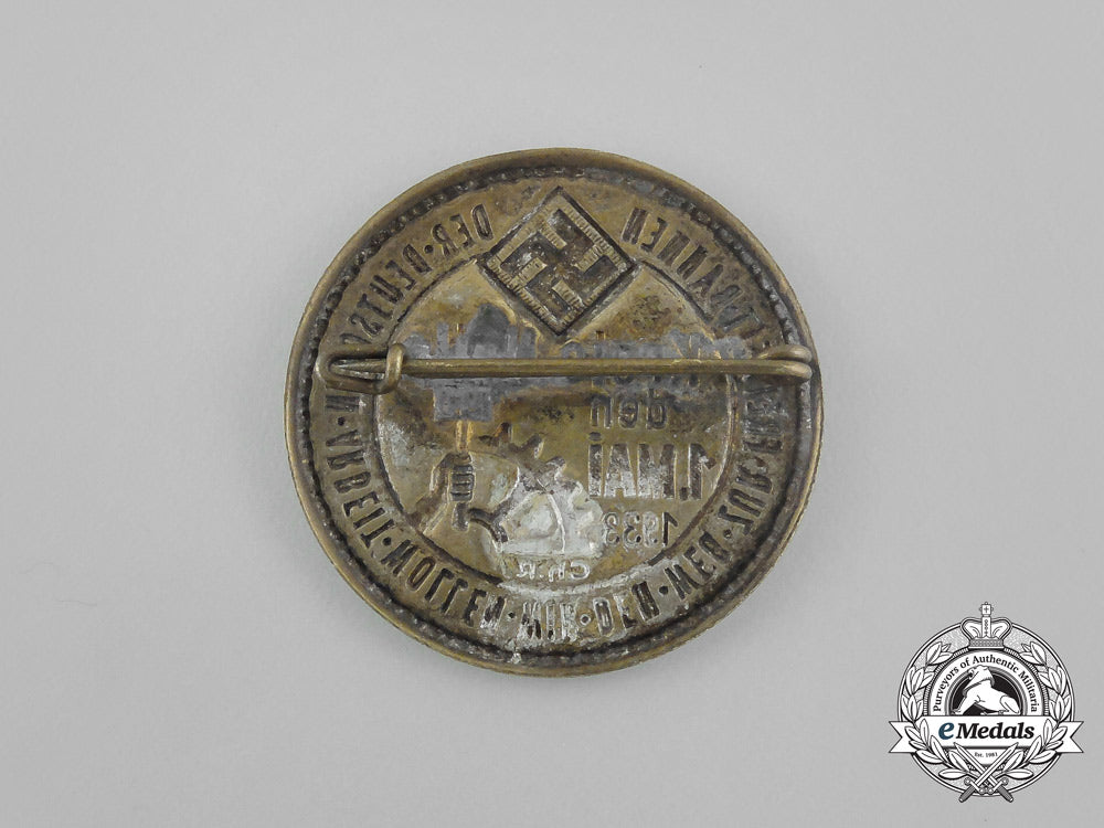 a1933_nsbo_naila_district_day_of_labour_celebration_badge_aa_8441