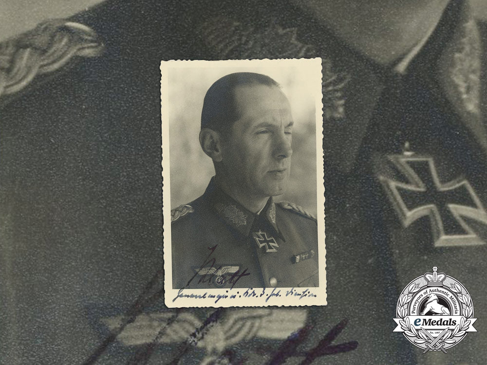 a_signed_wartime_photo_of_oak_leaves_recipient_major_general_paul_klatt_aa_8540