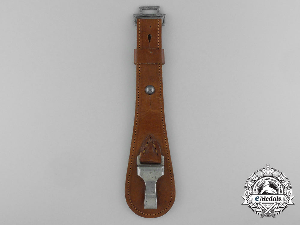 a_luftwaffe_ceremonial_sword_hanger_aa_8623