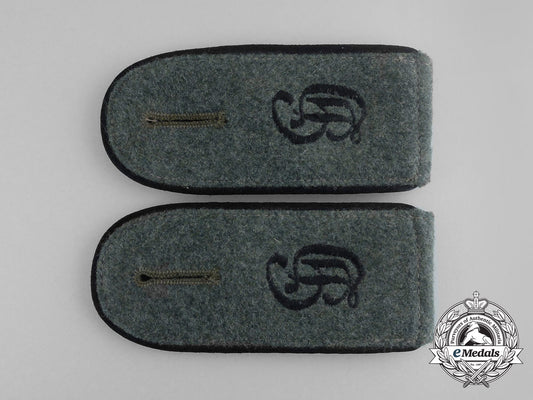 a_pair_of_großdeutschland_division_combat_pioneer_enlisted_man_shoulder_straps_aa_8764_2