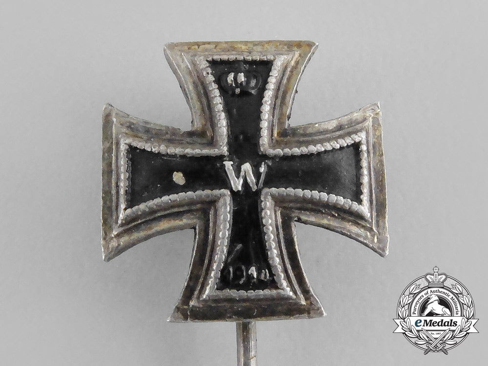 a_fine_quality_miniature_iron_cross1914_first_class_badge_aa_8769