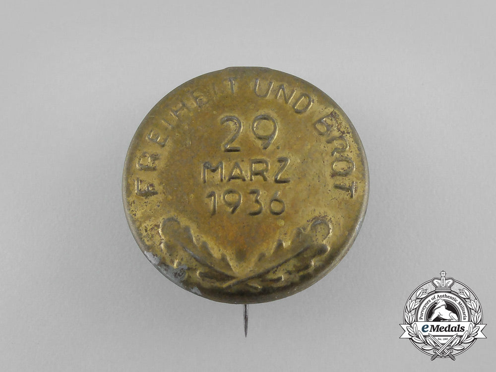 a1936“_freedom_and_bread”_election_badge_aa_8841