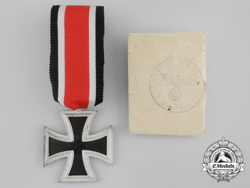 an_iron_cross19392_nd_class_in_its_original_wrappings_to_a_luftwaffe_member_aa_8949