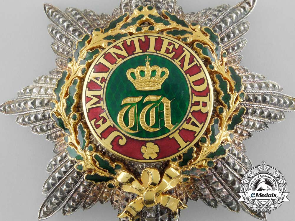 an_order_of_the_oak_crown_of_luxembourg;_grand_cross_set_aa_8992