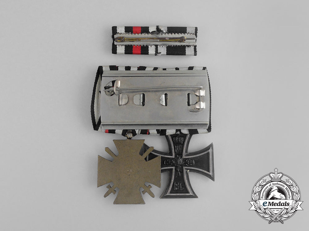 a_first_war_german_medal_pair_with_ribbon_bar_aa_9166