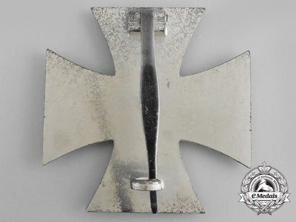 germany,_wehrmacht._an_iron_cross1939_i_class_in_its_case_of_issue_aa_9258
