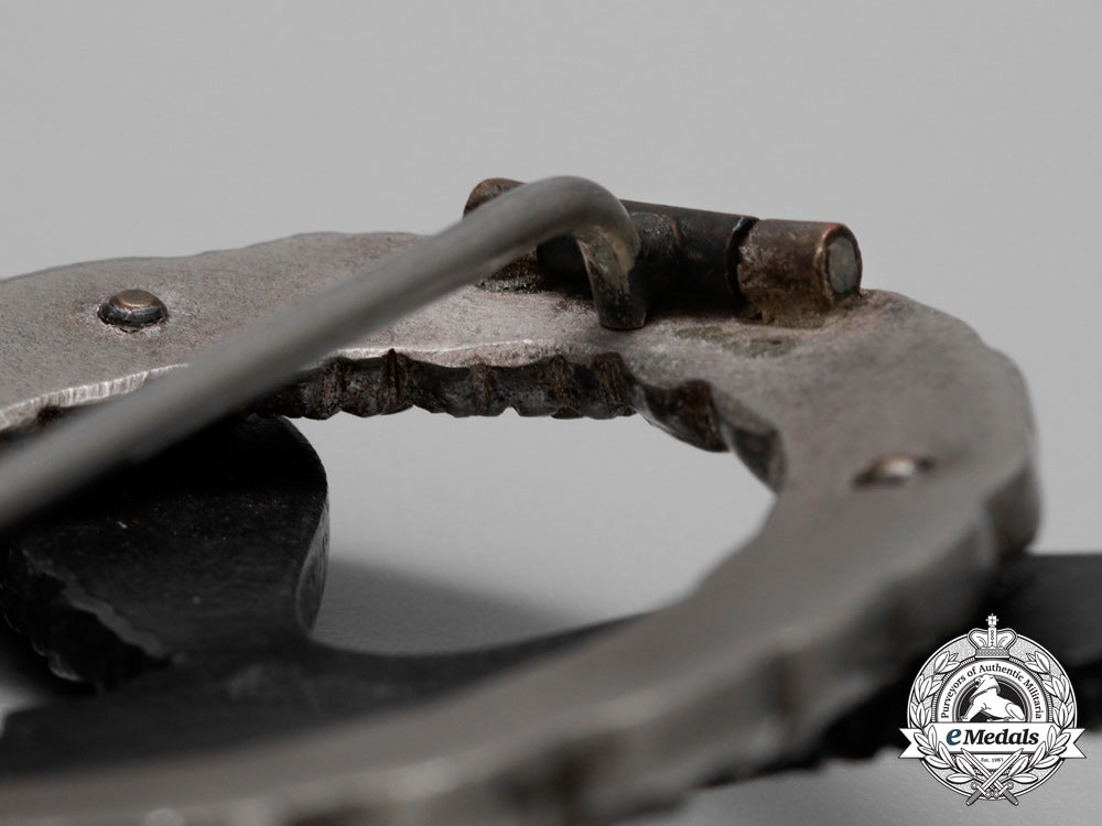 a_fine_early_quality_manufacture_luftwaffe_pilot’s_badge_by_c._e._juncker_of_berlin_aa_9405
