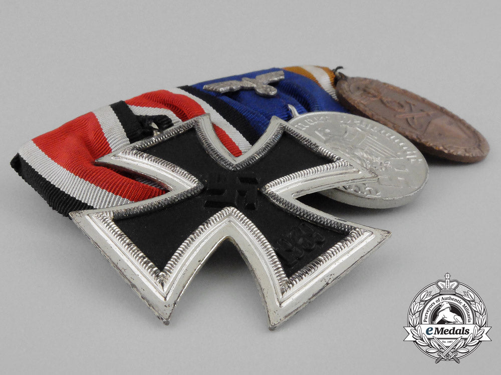 a_parade_mounted_second_war_german_medal_bar_of_three_medals,_awards,_and_decorations_aa_9630