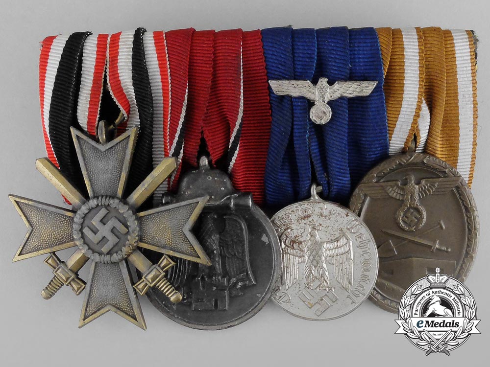 a_parade_mounted_second_war_german_medal_bar_of_four_medals,_awards,_and_decorations_aa_9639