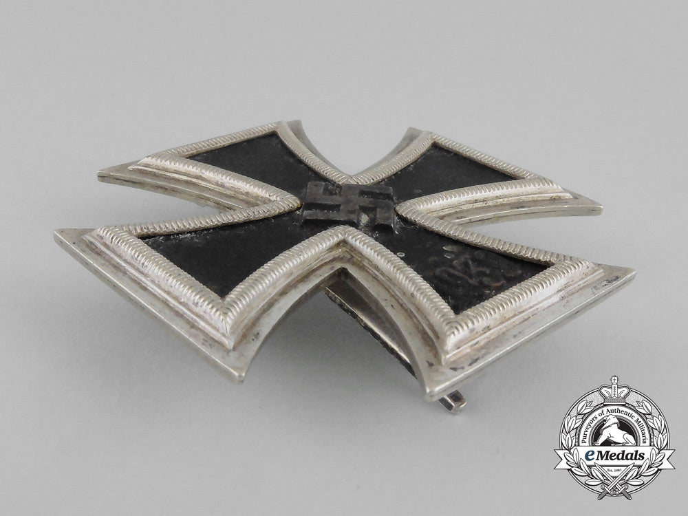 an_iron_cross1939_first_class_by_klein&_quenzer_of_idar-_oberstein_aa_9682