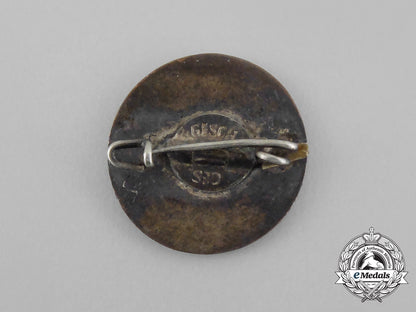 germany._an_early_nsdap_membership_badge_aa_9966_1