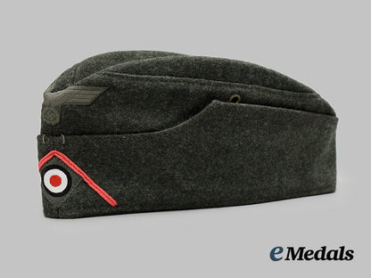 germany,_heer._an_armoured_em/_nco’s_m38_overseas_cap,_by_lago_ai1_0426
