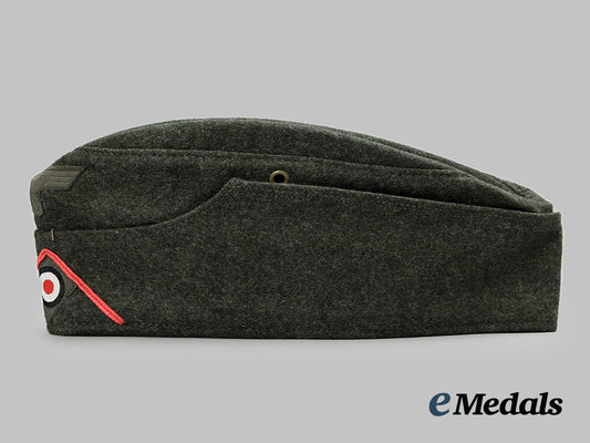 germany,_heer._an_armoured_em/_nco’s_m38_overseas_cap,_by_lago_ai1_0428