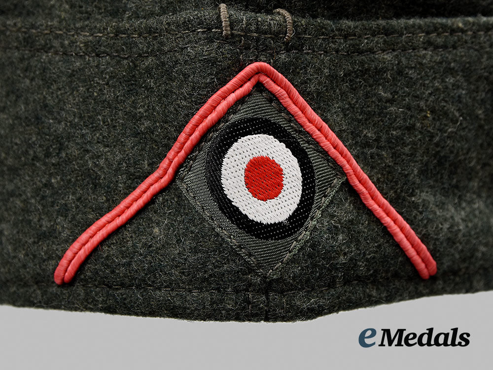 germany,_heer._an_armoured_em/_nco’s_m38_overseas_cap,_by_lago_ai1_0435