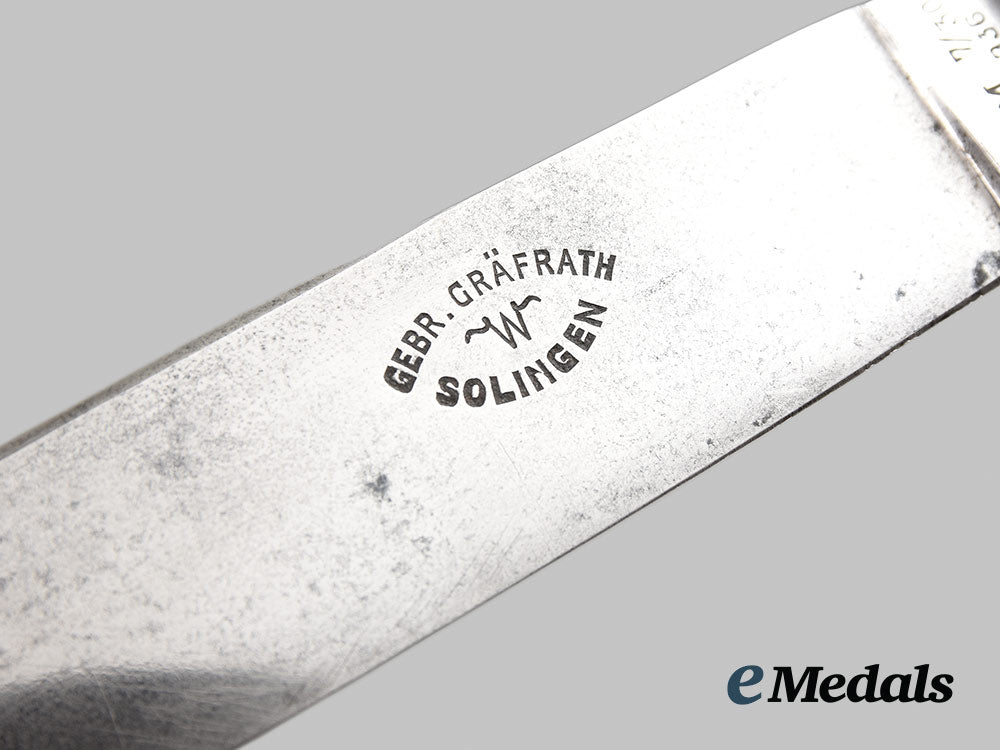 germany,_third_reich._a_heer_dress_dagger_and_hj_member’s_knife,_relic_condition_ai1_0534_1