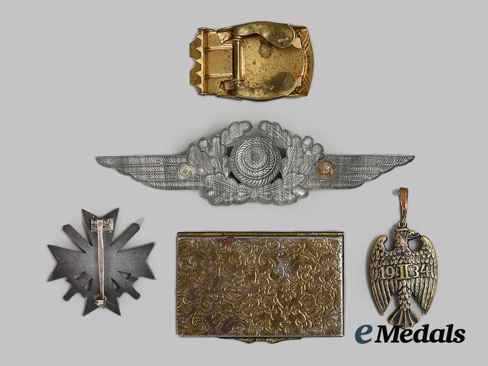 germany,_third_reich._a_mixed_lot_of_badges_and_insignia_ai1_0558