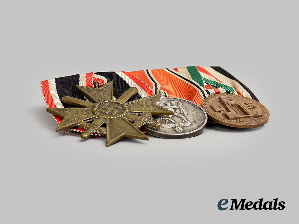 germany,_luftwaffe._a_north_african_campaign_medal_bar_and_award_documents_to_oberfeldwebel_werner_fischer_ai1_1094