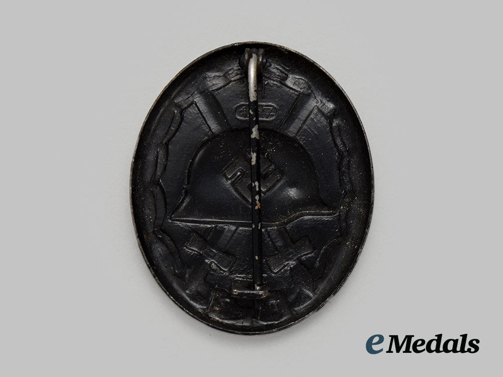 germany,_wehrmacht._a_black_grade_wound_badge,_by_carl_wild_ai1_1187_1