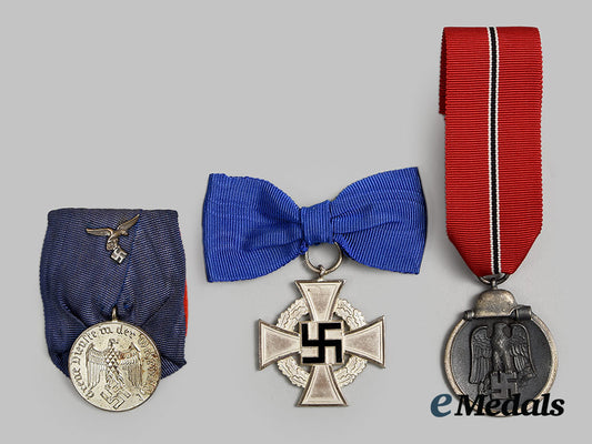 germany,_third_reich._a_mixed_lot_of_decorations_ai1_2437-_1_