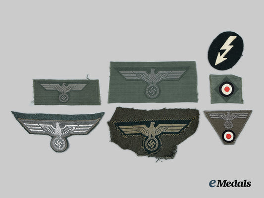 germany,_heer._a_mixed_lot_of_uniform_insignia_ai1_2605