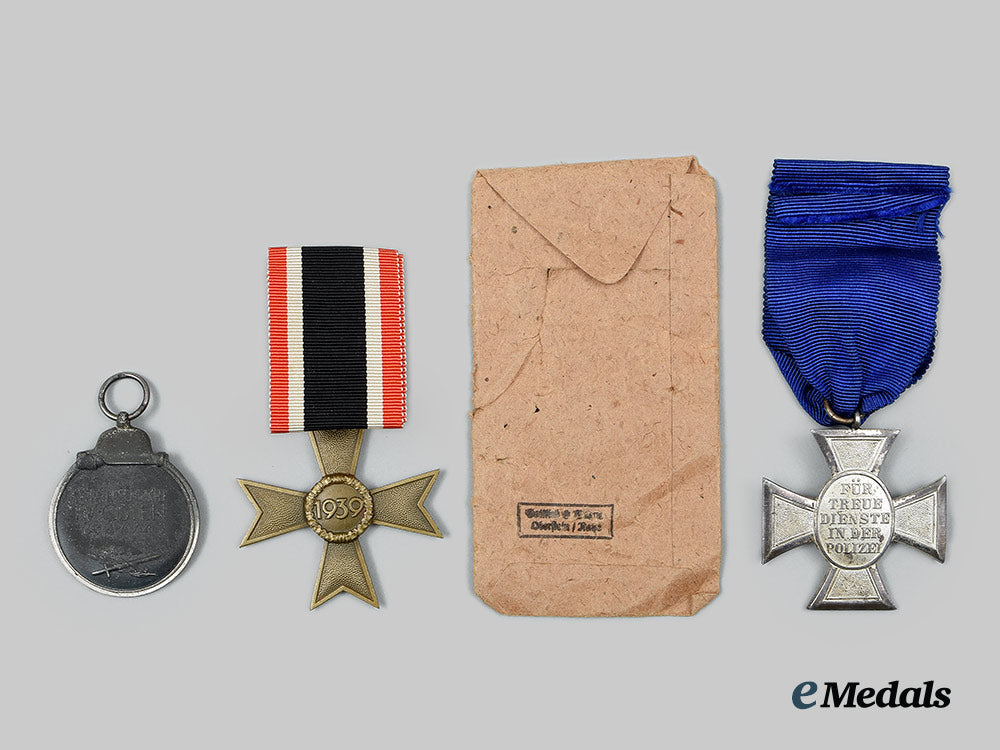 germany,_third_reich._a_mixed_lot_of_decorations_ai1_2618