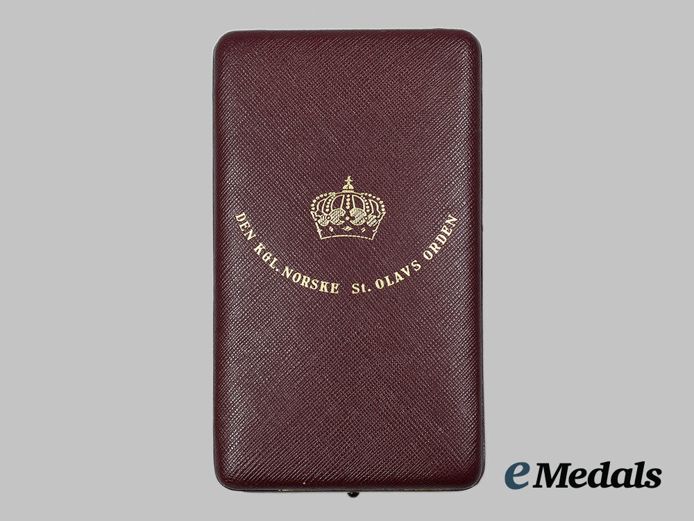 norway,_kingdom._an_order_of_saint_olaf_in_gold,_i_class_commander,_civil_division,_by_j._tostrup_of_oslo_ai1_2843