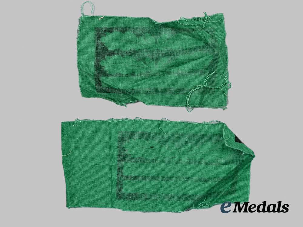 germany,_wehrmacht._a_pair_of_camouflage_rank_insignia_ai1_2933