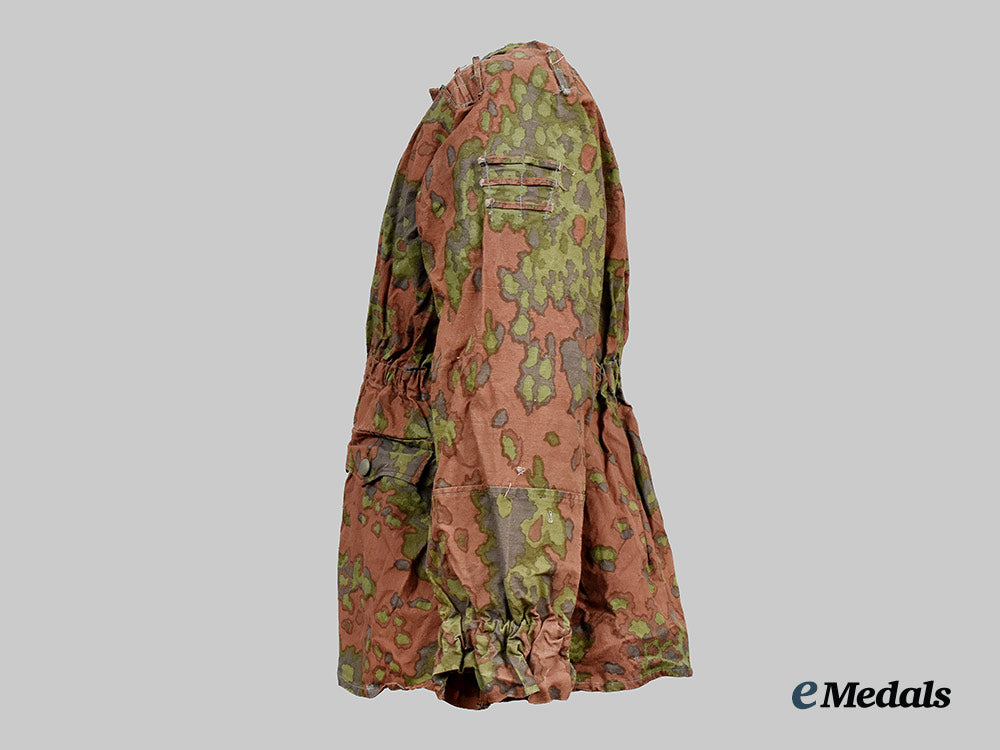 germany,_ss._a_rare_waffen-_ss_m42_oak_leaf“_b”_pattern_reversible_camouflage_smock_ai1_3496_1