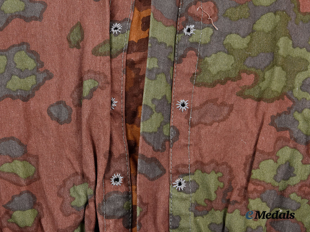 germany,_ss._a_rare_waffen-_ss_m42_oak_leaf“_b”_pattern_reversible_camouflage_smock_ai1_3503_1
